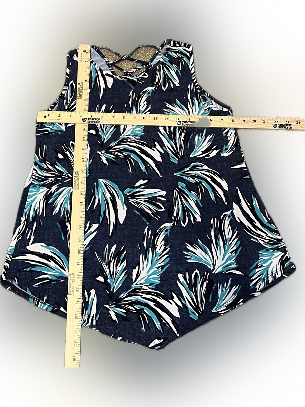 Amana Tropical Print Sleeveless Blouse size Large - Picture 5 of 8